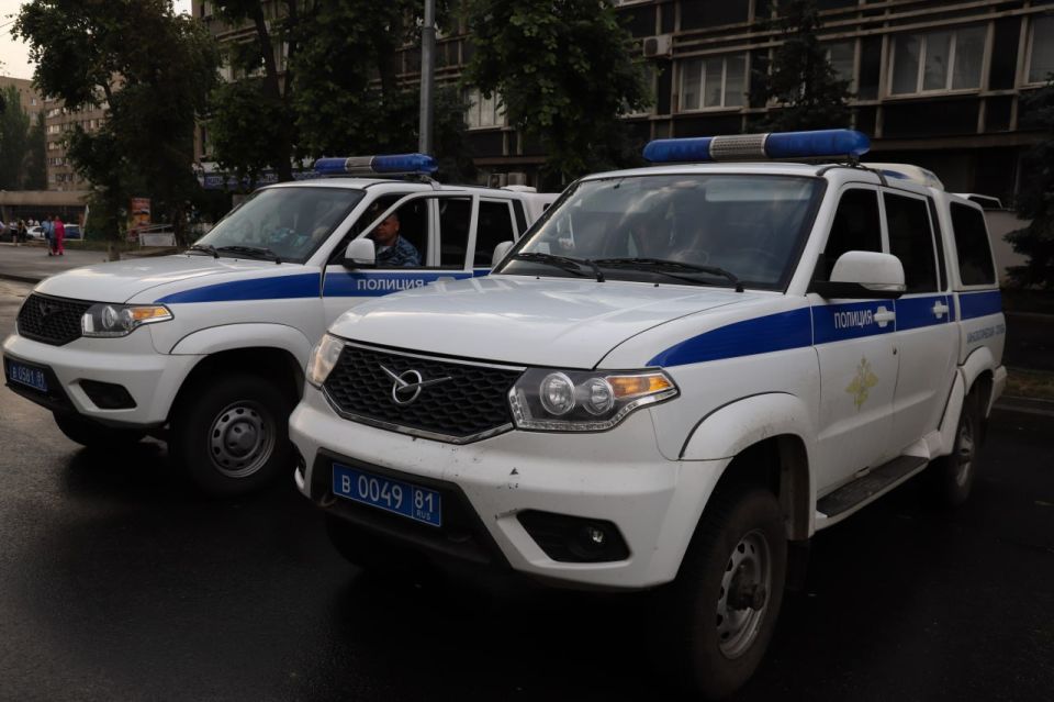 Более 450 стражей правопорядка в ЛНР обеспечили безопасность граждан в ходе празднования Дня России Более 450 стражей правопорядка в ЛНР обеспечили безопасность граждан в ходе празднования Дня России