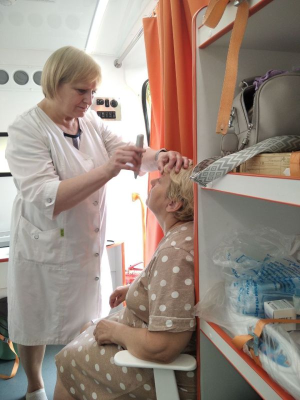 В Славяносербском районе продолжается работа выездного ФАПа В Славяносербском районе продолжается работа выездного ФАПа