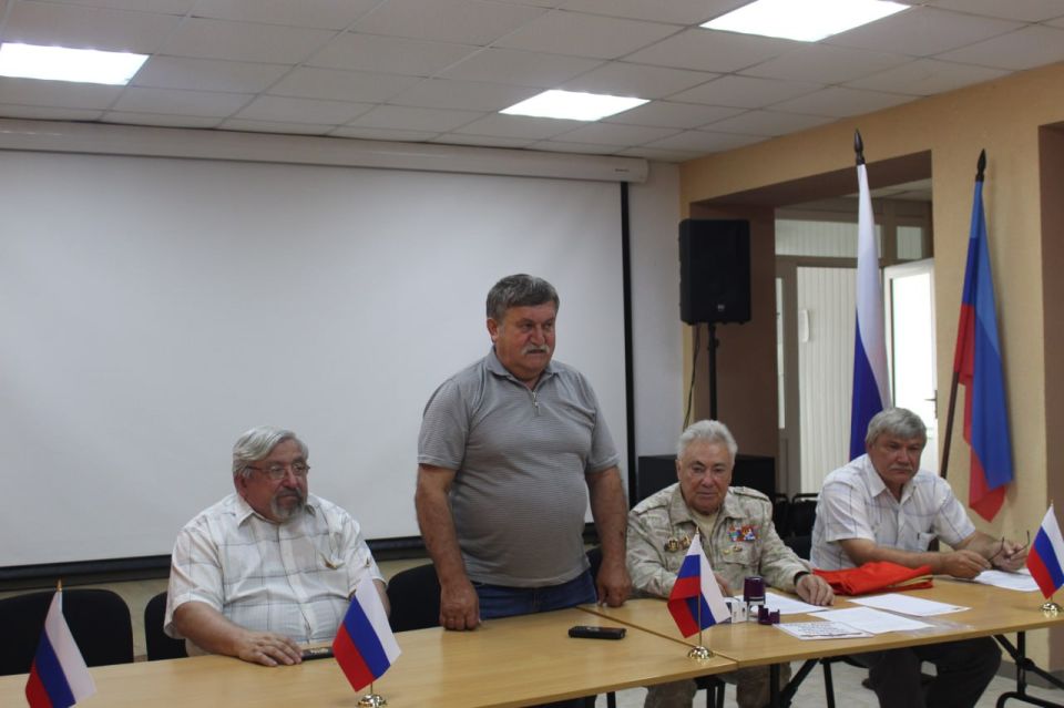 Виталий Коваленко: Сегодня в Беловодском районном доме культуры состоялось общее собрание ветеранов воинов-афганцев, воинов интернационалистов и участников специальных военных операций по вопросу создания местного отделения... Виталий Коваленко: Сегодня в Беловодском районном доме культуры состоялось общее собрание ветеранов воинов-афганцев, воинов интернационалистов и участников специальных военных операций по вопросу создания местного отделения...
