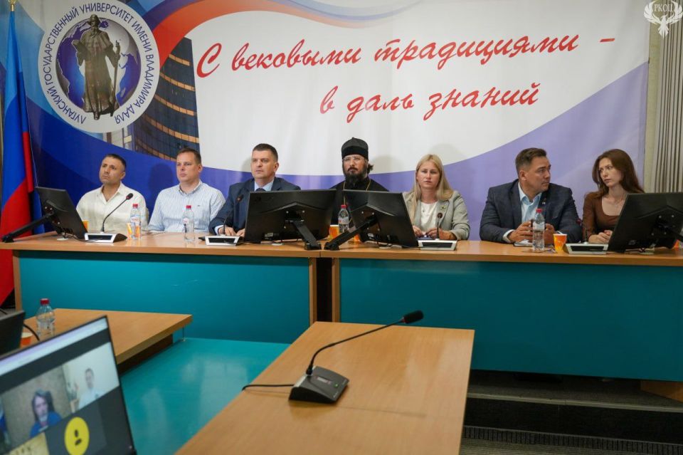 Олег Коваль: 11 июня был модератором международного Форума, посвященного актуальным вопросам, связанным с положением Православной церкви на Украине Олег Коваль: 11 июня был модератором международного Форума, посвященного актуальным вопросам, связанным с положением Православной церкви на Украине