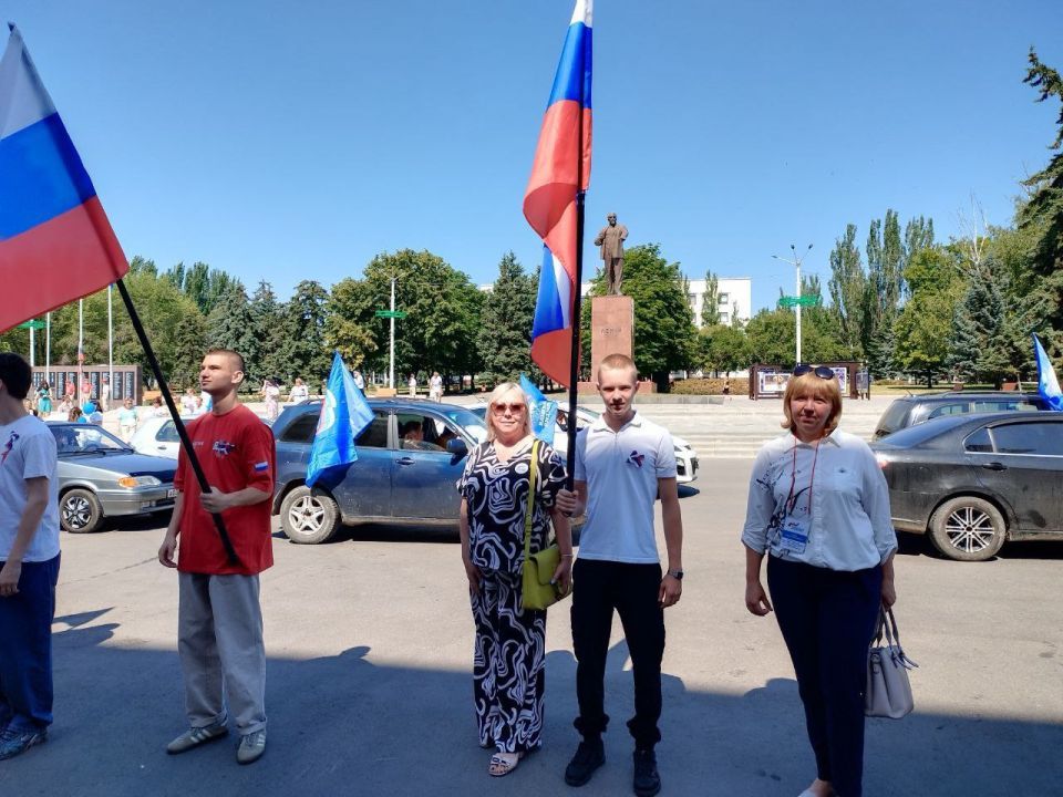 День России: Празднование на Луганщине с "Защитниками Отечества" День России: Празднование на Луганщине с "Защитниками Отечества"