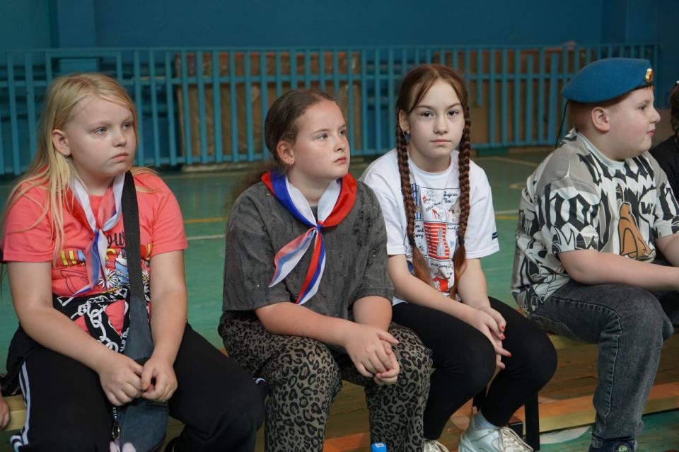 Для луганских школьников прошел совместный мастер-класс Луганского центра медицины катастроф и Регионального ВСКС Для луганских школьников прошел совместный мастер-класс Луганского центра медицины катастроф и Регионального ВСКС