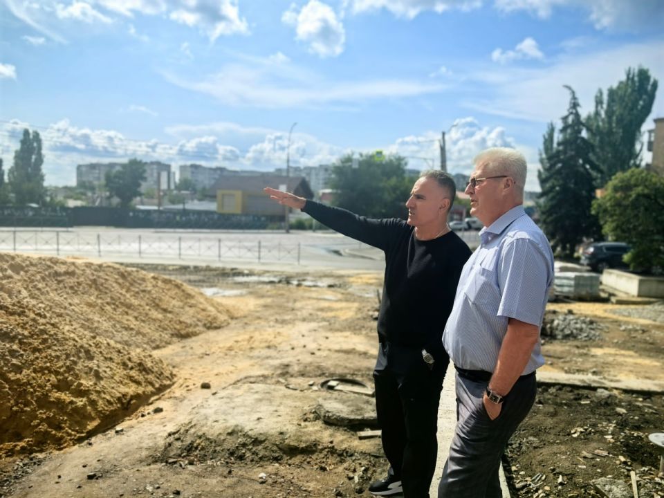 Сергей Козенко: В рамках специального инфраструктурного проекта в Краснодоне продолжаются масштабные работы по благоустройству территории Аллеи Дружбы, которая станет символом нашей тесной взаимосвязи с Тюменской областью Сергей Козенко: В рамках специального инфраструктурного проекта в Краснодоне продолжаются масштабные работы по благоустройству территории Аллеи Дружбы, которая станет символом нашей тесной взаимосвязи с Тюменской областью