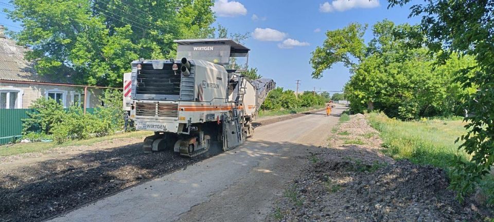На участке дороги «Беловодск-Брусовка» выполнили фрезерование На участке дороги «Беловодск-Брусовка» выполнили фрезерование