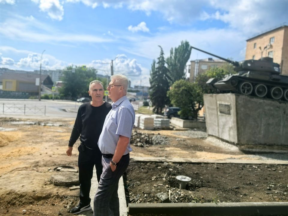 Сергей Козенко: В рамках специального инфраструктурного проекта в Краснодоне продолжаются масштабные работы по благоустройству территории Аллеи Дружбы, которая станет символом нашей тесной взаимосвязи с Тюменской областью Сергей Козенко: В рамках специального инфраструктурного проекта в Краснодоне продолжаются масштабные работы по благоустройству территории Аллеи Дружбы, которая станет символом нашей тесной взаимосвязи с Тюменской областью