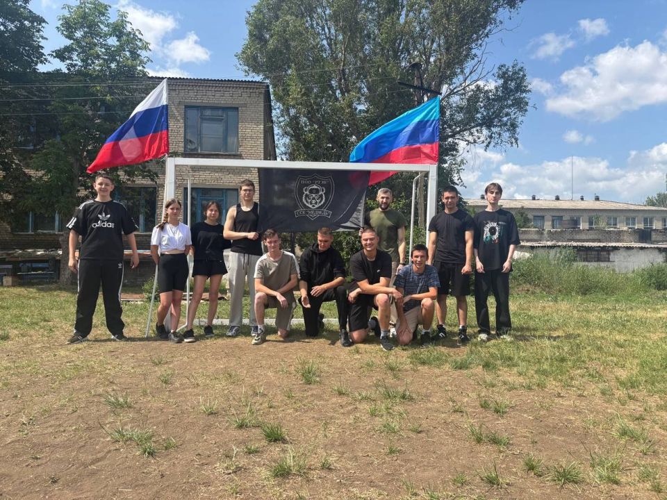 В Ровеньковском технико-экономическом колледже прошел Фестиваль ГТО, в котором приняли участие студенты из спортивного клуба «Медведь» В Ровеньковском технико-экономическом колледже прошел Фестиваль ГТО, в котором приняли участие студенты из спортивного клуба «Медведь»