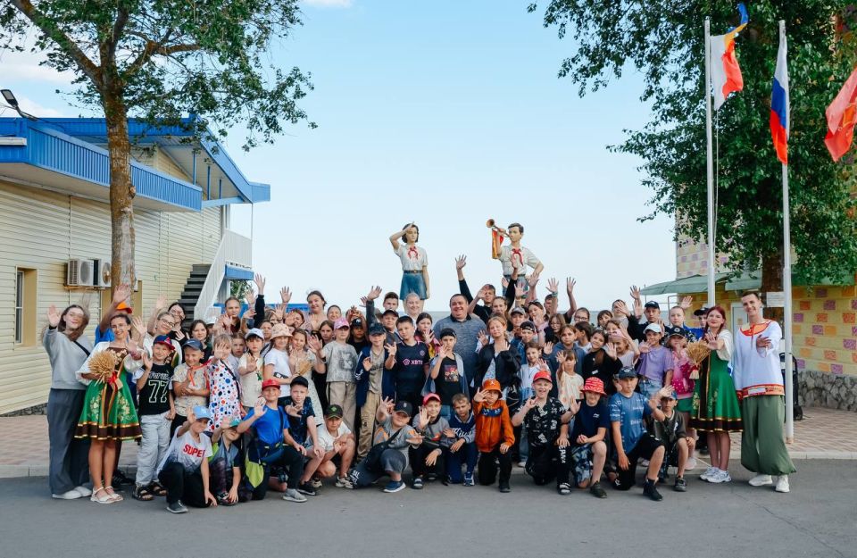 Андрей Рубанцов: Начало лета подарило учащимся городского округа город Ровеньки возможность отдохнуть в Детском оздоровительном лагере «Спутник»