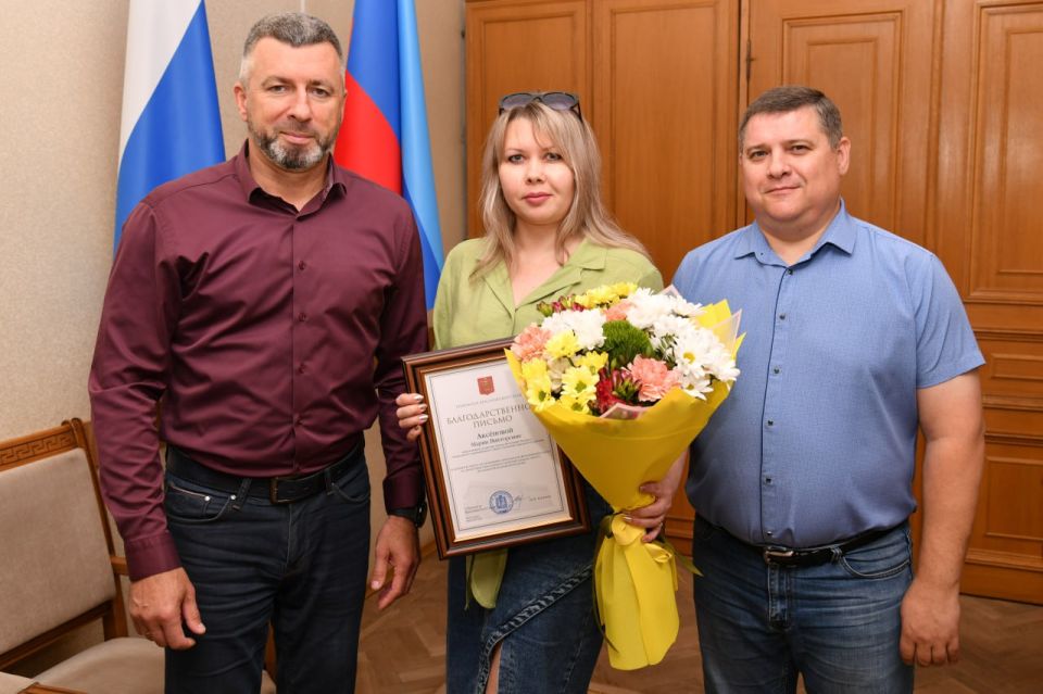 Андрей Сухачев: В рамках Дня журналиста, который отмечали 14 июня, с руководителем делегации Красноярского края Виталием Панасенко встретились с представителями СМИ округа Андрей Сухачев: В рамках Дня журналиста, который отмечали 14 июня, с руководителем делегации Красноярского края Виталием Панасенко встретились с представителями СМИ округа