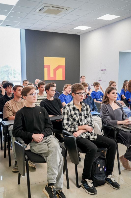Знаете, что такое общественные проекты? А вот участники ПолитЗавода – да Знаете, что такое общественные проекты? А вот участники ПолитЗавода – да