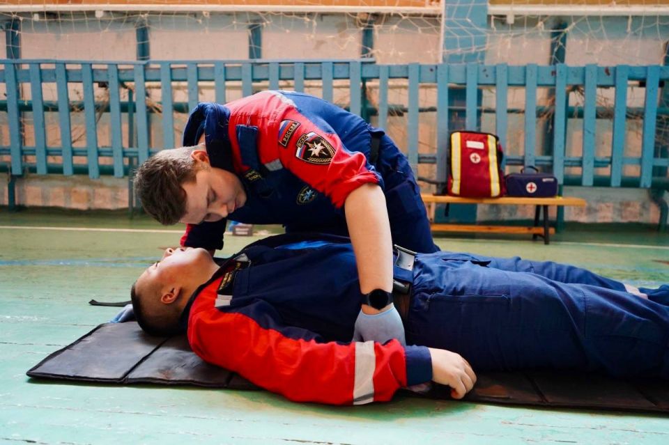 «Я смогу помочь!» – знания в руках юных спасателей «Я смогу помочь!» – знания в руках юных спасателей
