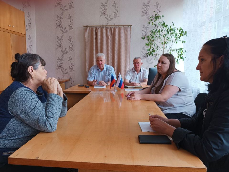 Сергей Козенко: Регулярно провожу встречи с членами семей наших погибших военнослужащих, чтобы они могли напрямую обратиться за поддержкой и получить необходимое содействие Сергей Козенко: Регулярно провожу встречи с членами семей наших погибших военнослужащих, чтобы они могли напрямую обратиться за поддержкой и получить необходимое содействие