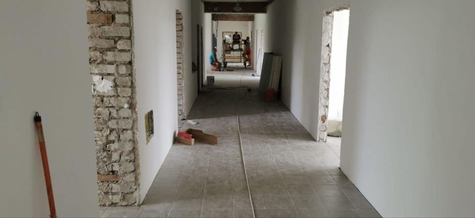 Альберт Зинченко: В Станично-Луганской ЦРБ продолжается ремонт Альберт Зинченко: В Станично-Луганской ЦРБ продолжается ремонт