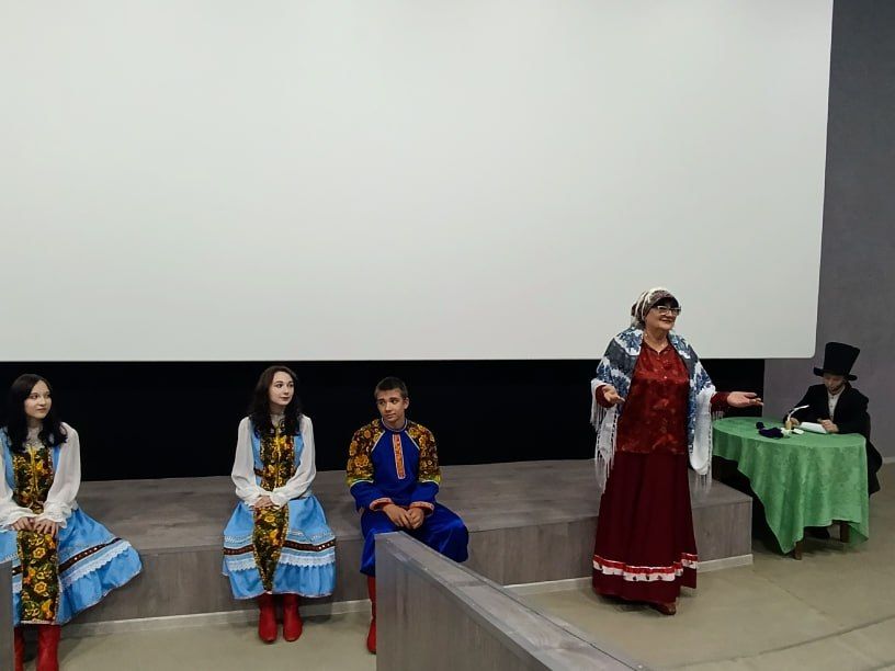 Пришкольные площадки продолжают радовать детей Краснодонского муниципального округа Пришкольные площадки продолжают радовать детей Краснодонского муниципального округа