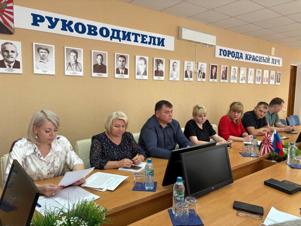 Сергей Соловьев: Провел заседание общественной комиссии по реализации проекта «Формирование комфортной городской среды» Сергей Соловьев: Провел заседание общественной комиссии по реализации проекта «Формирование комфортной городской среды»