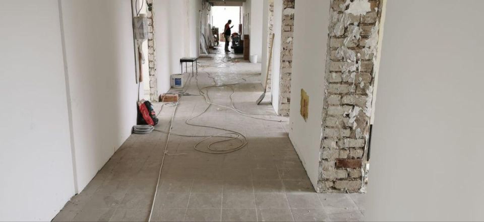 Альберт Зинченко: В Станично-Луганской ЦРБ продолжается ремонт Альберт Зинченко: В Станично-Луганской ЦРБ продолжается ремонт