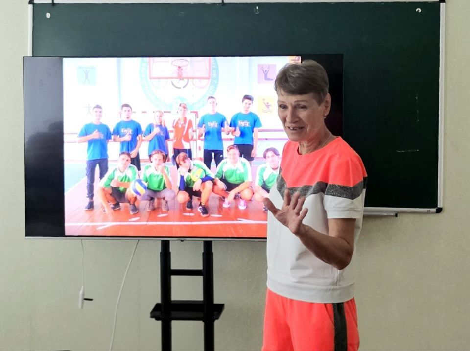 Встреча с мастером спорта СССР по фехтованию Встреча с мастером спорта СССР по фехтованию