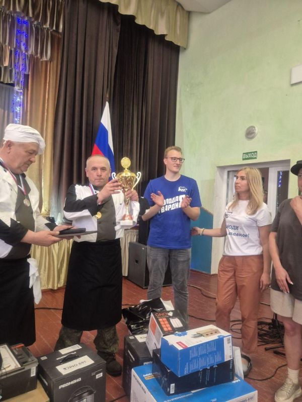 "Молодая гвардия" передала бытовую технику в Мусиевку "Молодая гвардия" передала бытовую технику в Мусиевку