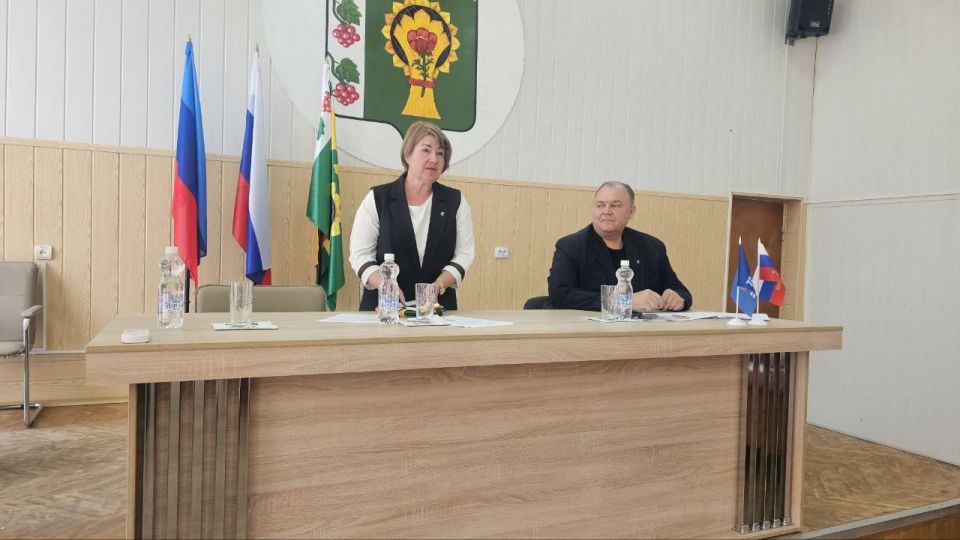 Секретарем Троицкого местного отделения партии «Единая Россия» избрана глава муниципалитета Лариса Резникова Секретарем Троицкого местного отделения партии «Единая Россия» избрана глава муниципалитета Лариса Резникова
