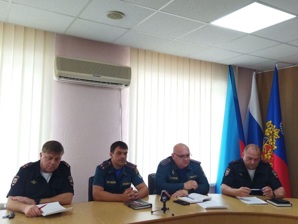 Сегодня Глава городского округа провёл очередное заседание комиссии по техногенно-экологической безопасности и чрезвычайным ситуациям Сегодня Глава городского округа провёл очередное заседание комиссии по техногенно-экологической безопасности и чрезвычайным ситуациям