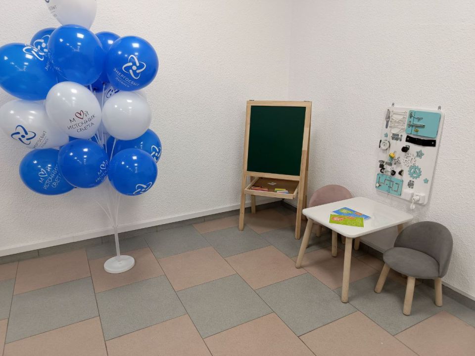 В Ровеньках «ЭнергосбытЛуганск» открыл современный центр обслуживания клиентов В Ровеньках «ЭнергосбытЛуганск» открыл современный центр обслуживания клиентов