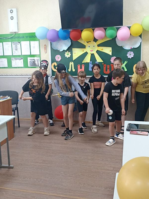 Пришкольные площадки дарят радость детям Пришкольные площадки дарят радость детям