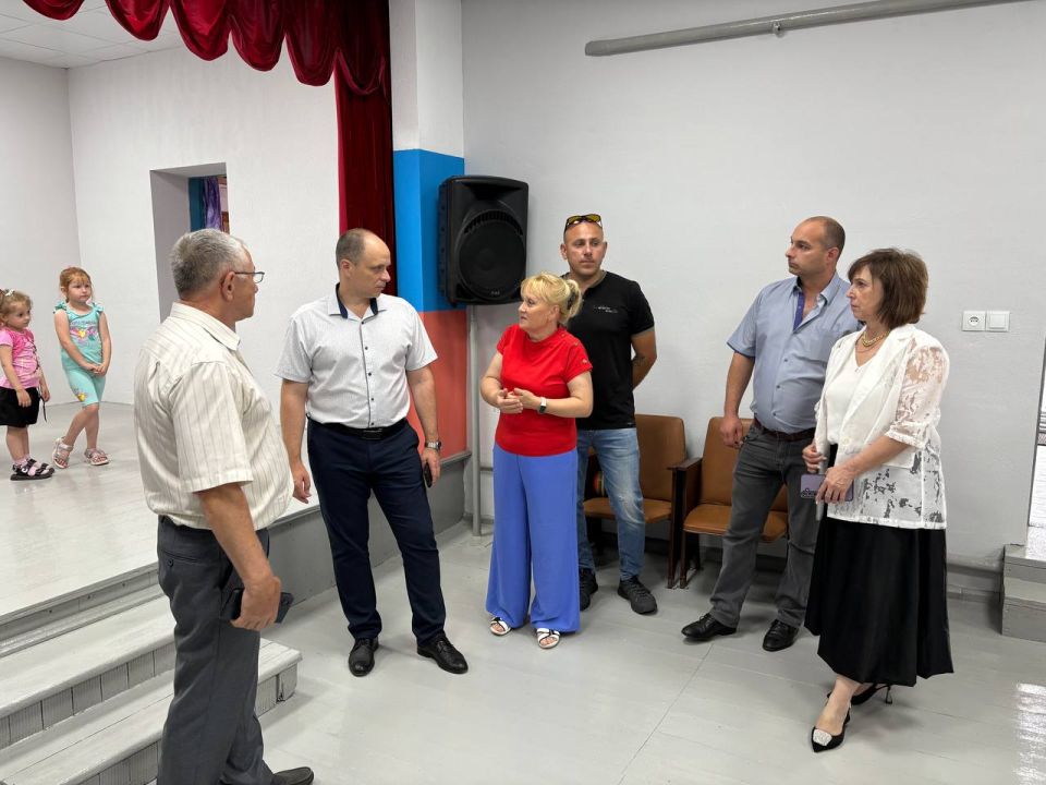 Сергей Соловьев: Сегодня вместе с председателем Совета округа, моим заместителем и начальником ОЖО пгт Сергей Соловьев: Сегодня вместе с председателем Совета округа, моим заместителем и начальником ОЖО пгт