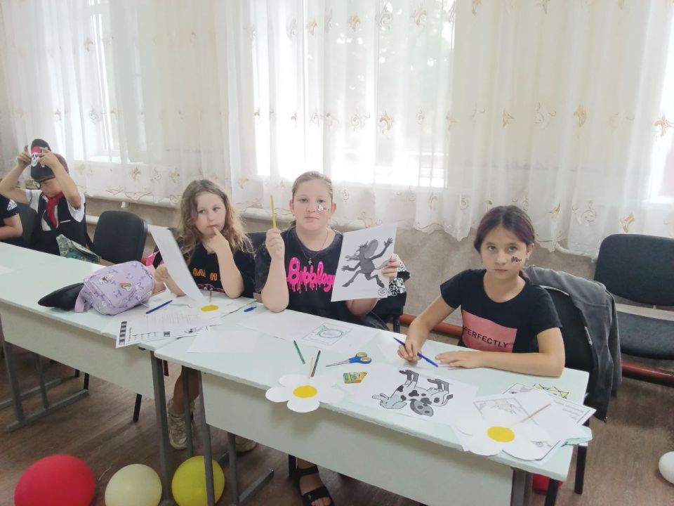 Пришкольные площадки дарят радость детям Пришкольные площадки дарят радость детям