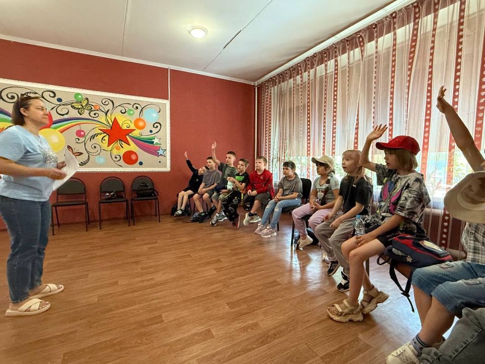 Пришкольные площадки дарят радость детям Пришкольные площадки дарят радость детям