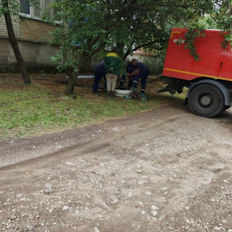 Ульяновские рабочие провели ремонт на сетях водоснабжения в Лутугинском муниципальном округе Ульяновские рабочие провели ремонт на сетях водоснабжения в Лутугинском муниципальном округе