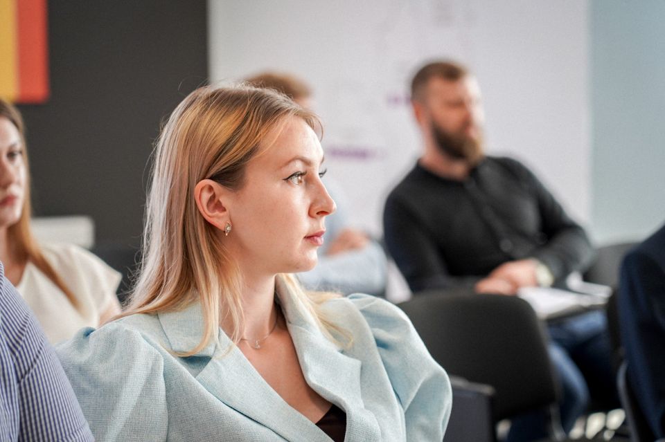 Двумя руками «ЗА». В новом Молодёжном центре на Алексеева провели общественное обсуждение проекта постановления Правительства ЛНР «О реализации в ЛНР молодежных инициативных проектов» Двумя руками «ЗА». В новом Молодёжном центре на Алексеева провели общественное обсуждение проекта постановления Правительства ЛНР «О реализации в ЛНР молодежных инициативных проектов»