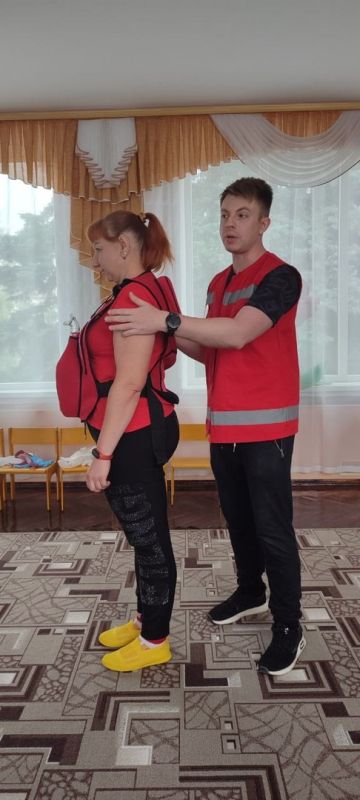 Коллектив Фабричненского ясли-сада «Золотой Петушок» расширили свои знания о первой медицинской помощи Коллектив Фабричненского ясли-сада «Золотой Петушок» расширили свои знания о первой медицинской помощи