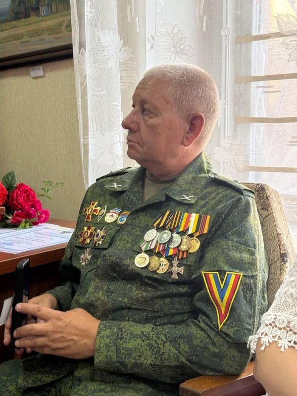 В Стаханове прошёл вечер русского романса для Защитников Отечества В Стаханове прошёл вечер русского романса для Защитников Отечества