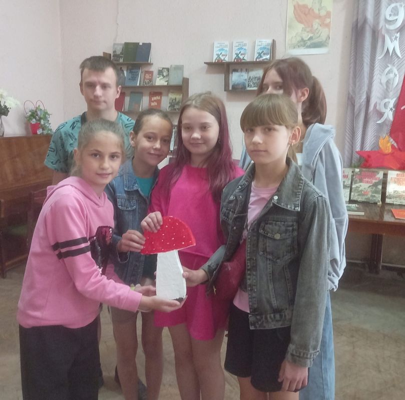 Юные краснолучане учатся безопасности на каникулах Юные краснолучане учатся безопасности на каникулах