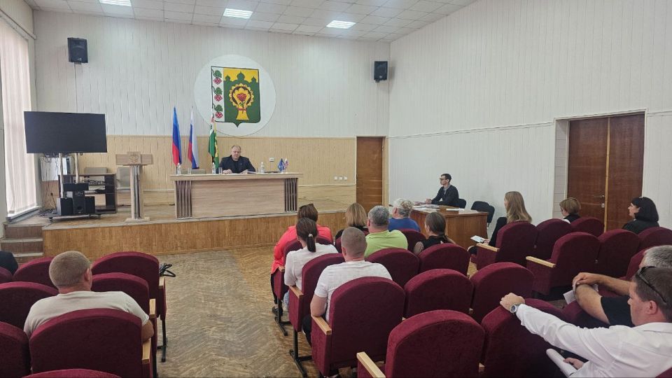Секретарем Троицкого местного отделения партии «Единая Россия» избрана глава муниципалитета Лариса Резникова Секретарем Троицкого местного отделения партии «Единая Россия» избрана глава муниципалитета Лариса Резникова
