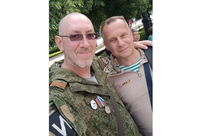 ОБЗОР ПРЕССЫ «ДОНБАСС ВОСТОЧНЫЙ»: «Двенадцатый бат»» на Красной площади ОБЗОР ПРЕССЫ «ДОНБАСС ВОСТОЧНЫЙ»: «Двенадцатый бат»» на Красной площади