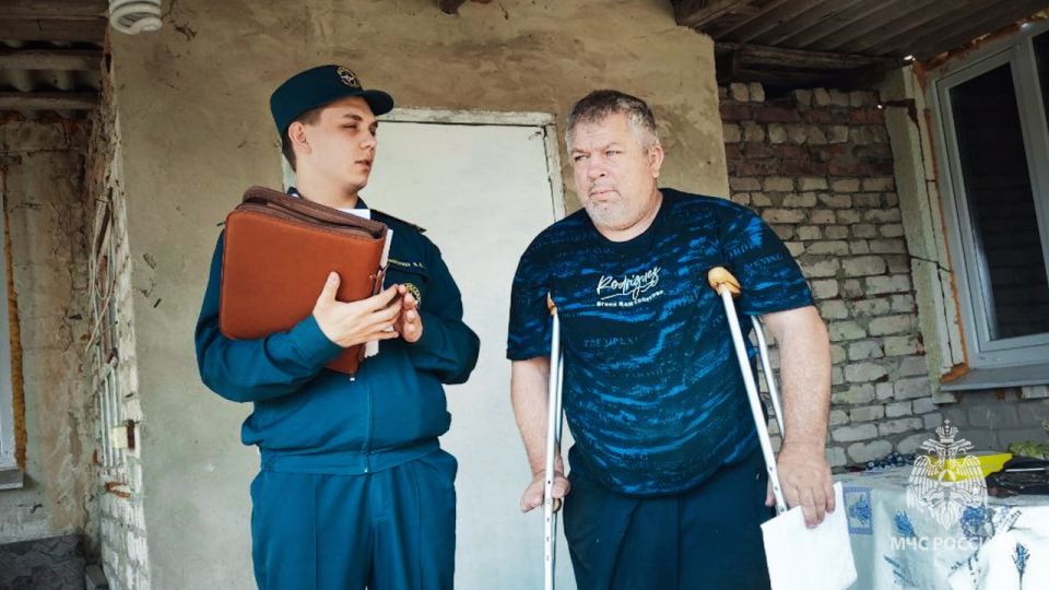Пожарная безопасность многодетных семей – на особом контроле у спасателей МЧС России Пожарная безопасность многодетных семей – на особом контроле у спасателей МЧС России