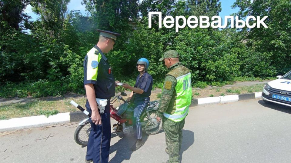 Сотрудники Госавтоинспекции проводят профилактические рейды с водителями мотоциклов и мопедов Сотрудники Госавтоинспекции проводят профилактические рейды с водителями мотоциклов и мопедов