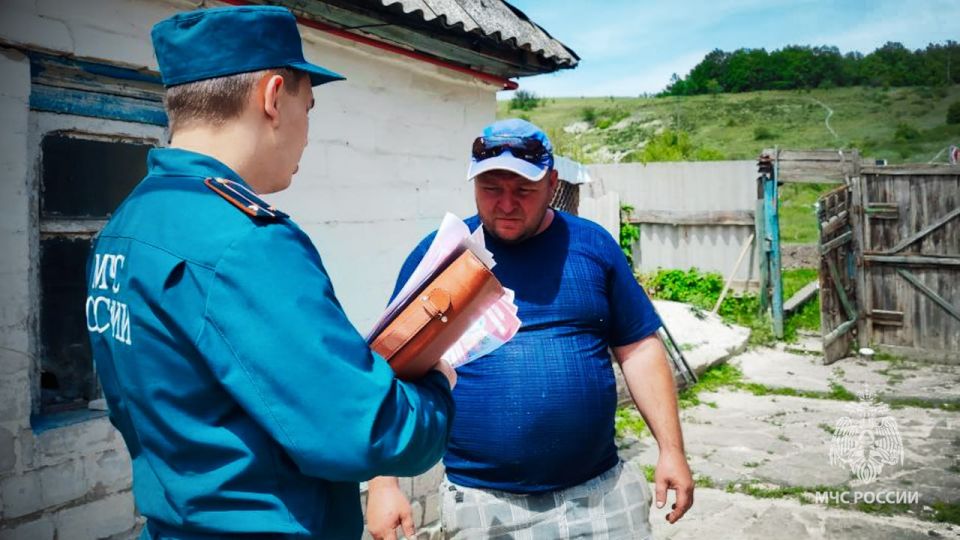 Пожарная безопасность многодетных семей – на особом контроле у спасателей МЧС России Пожарная безопасность многодетных семей – на особом контроле у спасателей МЧС России