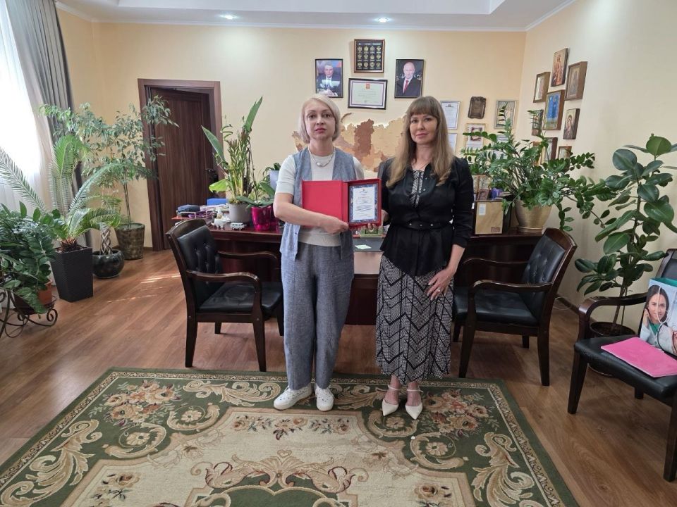 Наталия Пащенко: Между Министерством здравоохранения ЛНР и Луганской республиканской организация Профсоюза работников здравоохранения РФ заключено отраслевое соглашение Наталия Пащенко: Между Министерством здравоохранения ЛНР и Луганской республиканской организация Профсоюза работников здравоохранения РФ заключено отраслевое соглашение