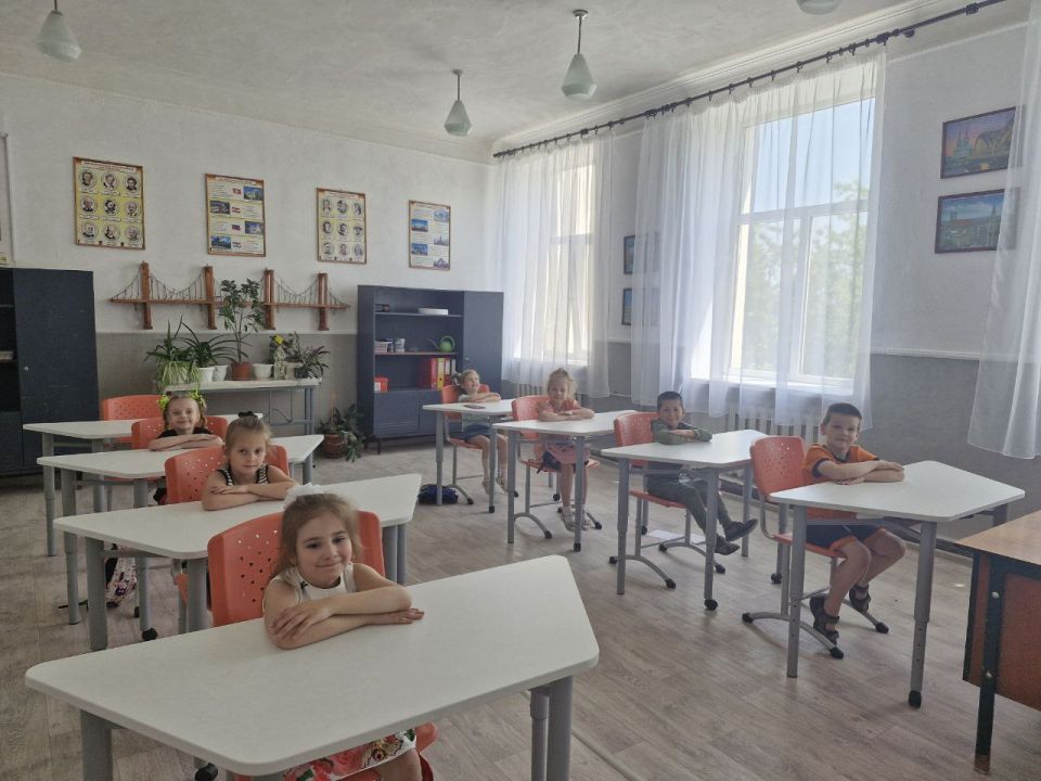 В Ясеновской гимназии заговорили на разных языках! В Ясеновской гимназии заговорили на разных языках!