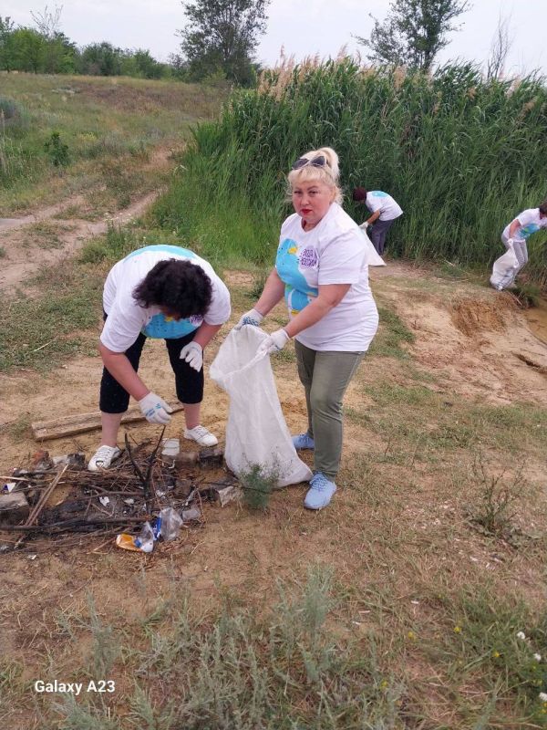 В рамках проведения акции «Вода России» Великочерниговский отдел жизнеобеспечения провел мероприятия по уборке территории берега става в с.Червоный Жовтень В рамках проведения акции «Вода России» Великочерниговский отдел жизнеобеспечения провел мероприятия по уборке территории берега става в с.Червоный Жовтень