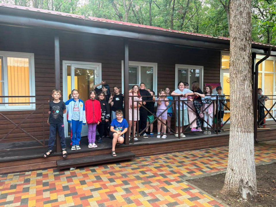 Ребята из Стаханова отдыхают в детских лагерях на Ставрополье Ребята из Стаханова отдыхают в детских лагерях на Ставрополье