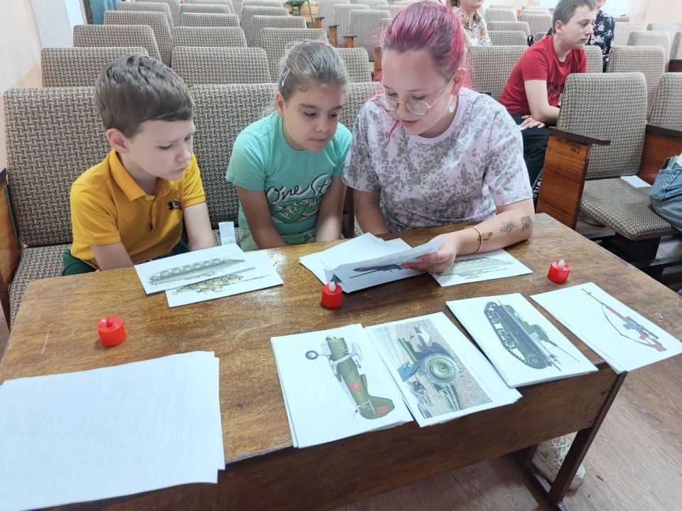 В Брянковской специализированной школе №1 на тематической площадке прошло мероприятие, посвященное Дню скорби и памяти, при содействии советника директора по воспитанию Галины Савчук и педагогов начальной школы Веры... В Брянковской специализированной школе №1 на тематической площадке прошло мероприятие, посвященное Дню скорби и памяти, при содействии советника директора по воспитанию Галины Савчук и педагогов начальной школы Веры...
