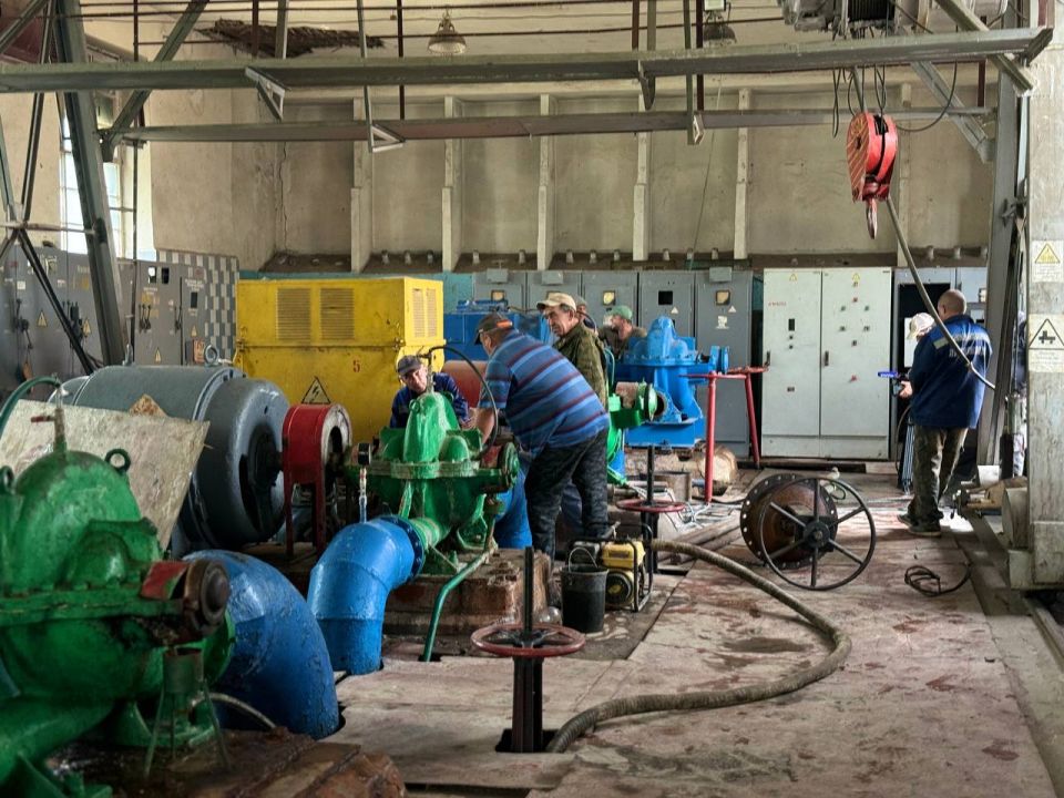 "Лугансквода" провела ряд плановых работ для повышения надежности работы городской системы водоснабжения "Лугансквода" провела ряд плановых работ для повышения надежности работы городской системы водоснабжения