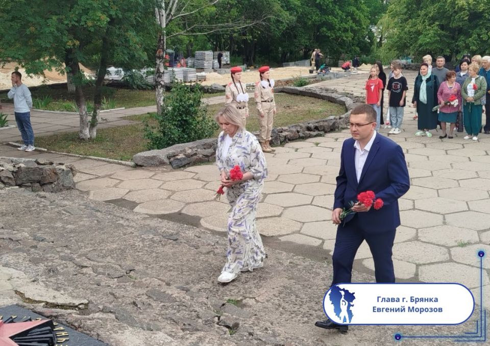 Подборка о ГЛАВном. Глава Лутугинского округа - Евгений Бондарь Подборка о ГЛАВном. Глава Лутугинского округа - Евгений Бондарь