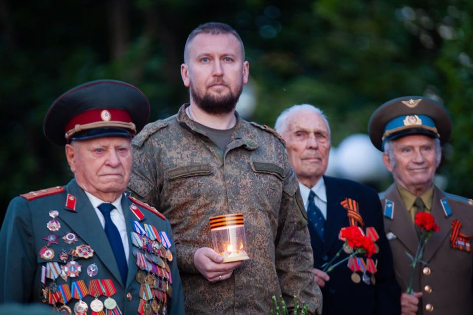 Ко Дню памяти и скорби «Единая Россия» проведёт памятные акции по всей ЛНР Ко Дню памяти и скорби «Единая Россия» проведёт памятные акции по всей ЛНР