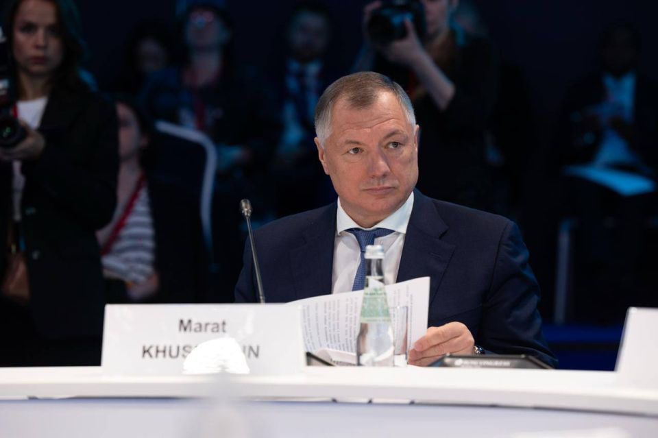 Леонид Пасечник: На #ПМЭФ2025 принял участие в сессии Минстроя России, посвященной возрождению исторических регионов Леонид Пасечник: На #ПМЭФ2025 принял участие в сессии Минстроя России, посвященной возрождению исторических регионов