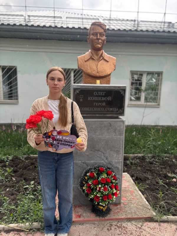 Андрей Рубанцов: В Ровеньках бережно хранят память о героях, павших в годы Великой Отечественной войны Андрей Рубанцов: В Ровеньках бережно хранят память о героях, павших в годы Великой Отечественной войны