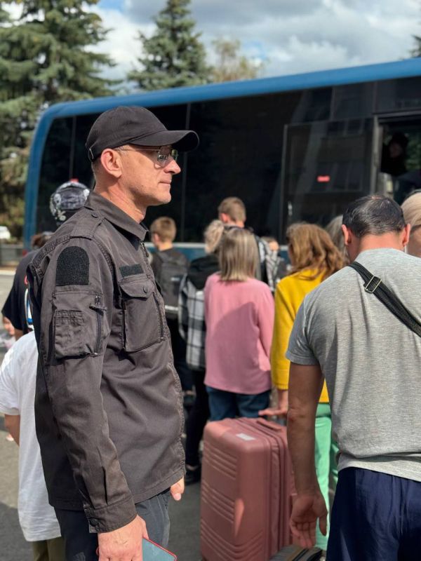Завершилась смена в детском лагере для 350 детей из Славяносербского округа Завершилась смена в детском лагере для 350 детей из Славяносербского округа