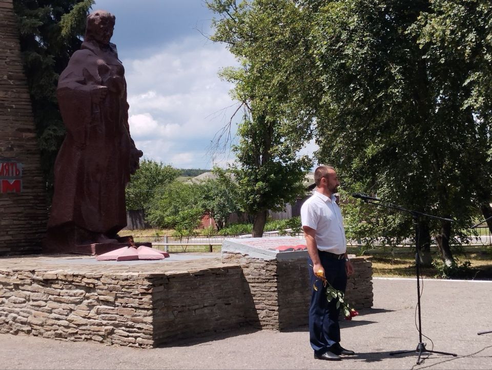 В День памяти и скорби в Белокуракино состоялся памятный митинг В День памяти и скорби в Белокуракино состоялся памятный митинг
